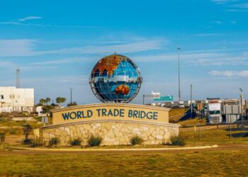 EN TEXAS Puentes fronterizos en ruta de expansión