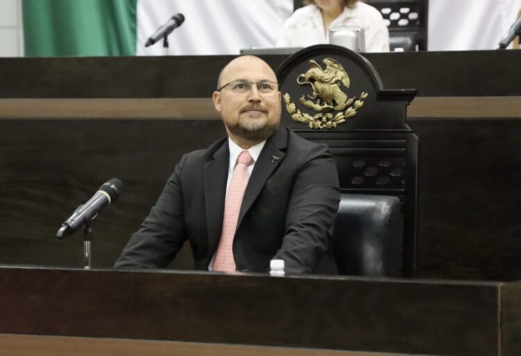 AFIRMA HÉCTOR VILLEGAS Este gobierno respeta, no dicta línea, no impone, no amenaza, no corrompe