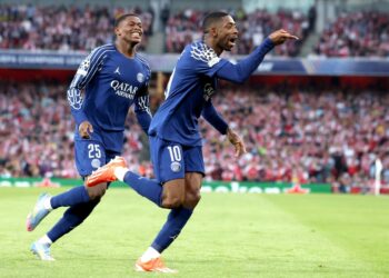 Golpe parisino en Londres, el PSG pone un pie en la final de la Champions