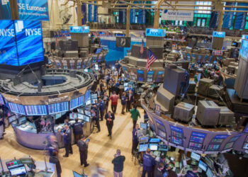 Trump desata caos en los mercados globales: sus aranceles provocan tercera jornada de pérdidas en Europa y Asia