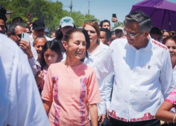 EN TAMAULIPAS Visita Sheinbaum a damnificados
