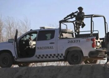 GUARDIA NACIONAL Asegura 65 mil litros de huachicol en Zacatecas y detiene a tres