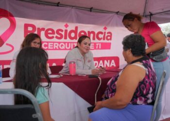 Acerca Carmen Lilia servicios del gobierno a Villas de San Miguel
