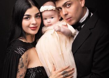 CON TIERNA FOTO FAMILIAR Karely Ruiz presenta a su hija Madisson