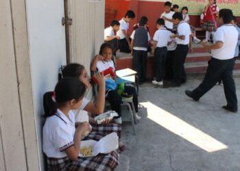 Habrá ‘tolerancia’ para el menú de lonche en escuelas