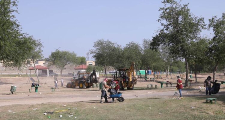 TRAS FESTEJO DE PASCUA Inicia gobierno jornada de limpieza en parques locales