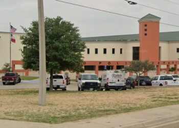 QUEDA REZAGADA Busca Policía recursos a través de referéndum