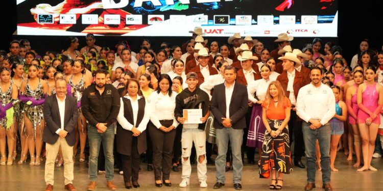 Presenta UAT talento artístico en Día de Internacional de la Danza