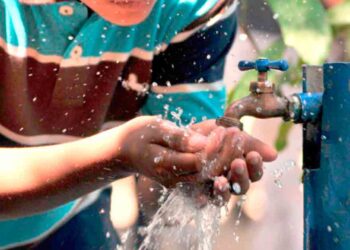 EN ALERTA Calor extremo amenaza la distribución de agua