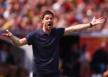 Xabi Alonso se despide del Bayer Leverkusen con derrota en casa