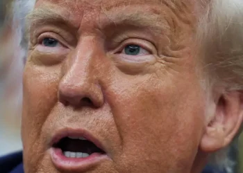 Trump usará ley de 1798 para deportaciones