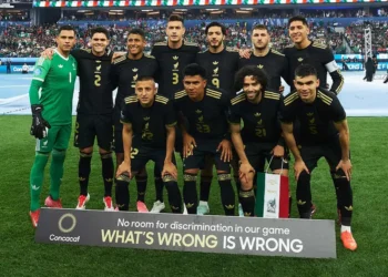 Javier Aguirre mezcla juventud y experiencia en prelista de la Copa Oro