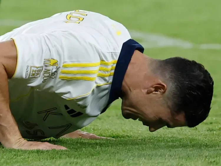 Buscan convencer a Cristiano Ronaldo de quedarse en Arabia