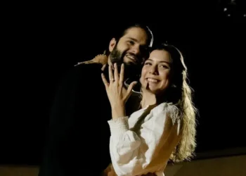 Jessica Fernández y Farid Dieck enfrentan críticas tras la viralización de un antiguo episodio de su pódcast