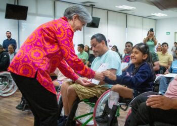 DIF TAMAULIPAS Entregan sillas de ruedas y promueven autonomía