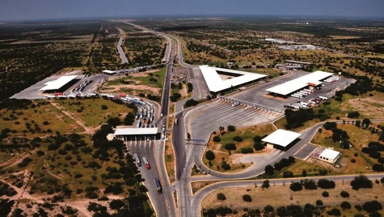 Se mantiene la expansión del Puente del Comercio Mundial