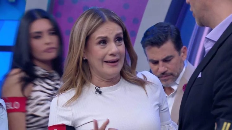 Flor Rubio rompe en llanto en ‘Venga la Alegría’