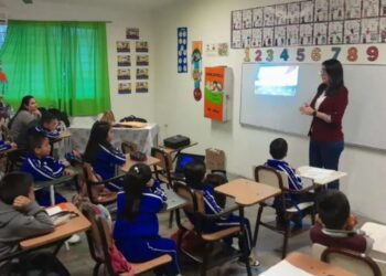 Evalúan retorno de escuelas de tiempo completo en planteles