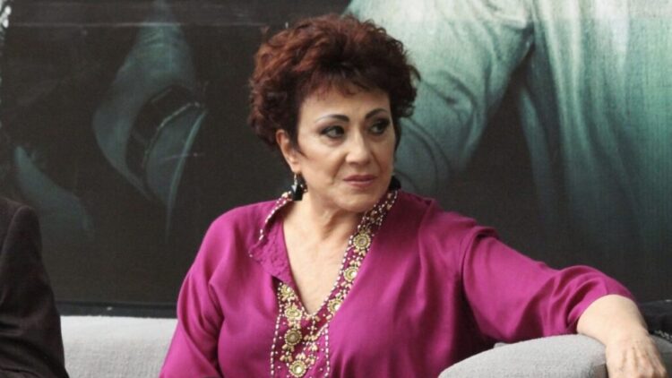 ES CUIDADA POR SU EXESPOSO BENNY IBARRA Julissa está delicada de salud