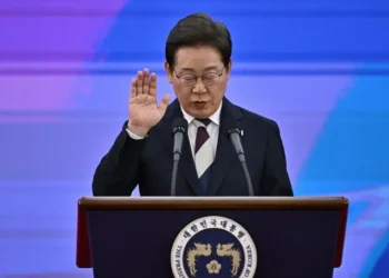 Corea del Sur da un giro diplomático y económico