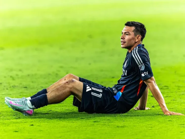 La Selección mexicana pierde a dos figuras antes de los amistosos