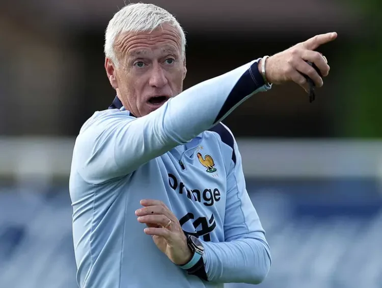 Deschamps respalda a Dembélé como candidato al Balón de Oro