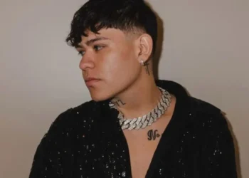 Junior H explota tras cancelación de concierto por cantar corridos bélicos