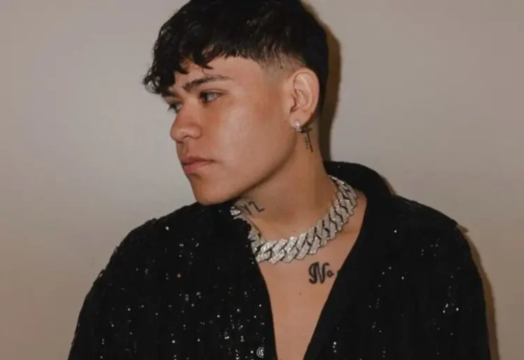 Junior H explota tras cancelación de concierto por cantar corridos bélicos