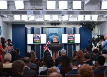 Trump decidirá en dos semanas si ataca Irán, dice la Casa Blanca