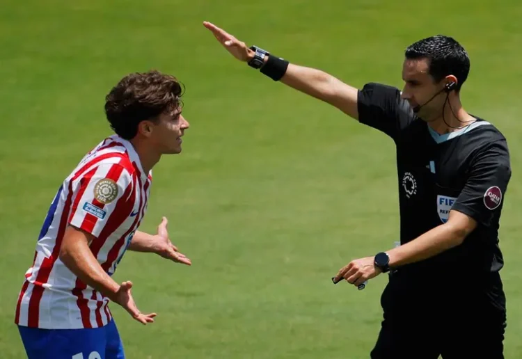Atlético de Madrid cuestiona arbitraje de César Ramos tras eliminación