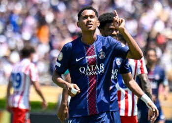 GOLEA 4-0 AL ATLÉTICO DE MADRID PSG muestra casta de campeón