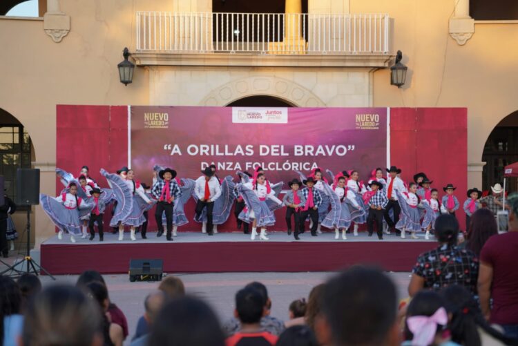 NUEVO LAREDO CELEBRA SU 177 ANIVERSARIO CON COLORIDA MUESTRA DE DANZA FOLKLÓRICA