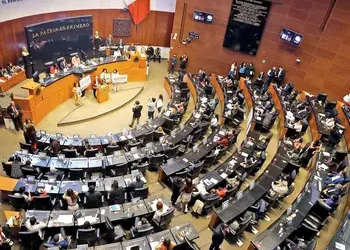 Senadores rechazan diálogo formal con EU