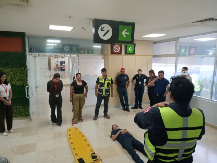 Abren convocatoria para nuevos bomberos en NLD