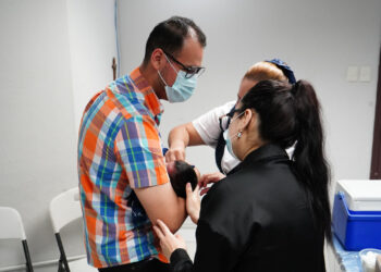 ARRANCA JORNADA DE VACUNACIÓN CONTRA EL SARAMPIÓN EN EL SISTEMA DIF NUEVO LAREDO