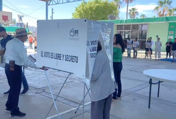 SIN INCIDENTES EN NUEVO LAREDO Viven histórica jornada electoral