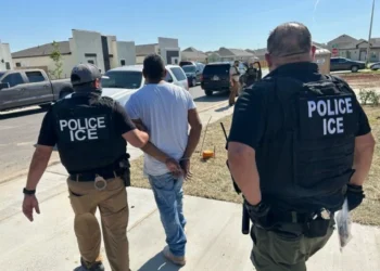 CONSULADO MEXICANO ADVIERTE Redadas de ICE continuarán en Laredo