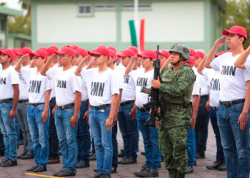 Invitan a jóvenes clase 2007 a tramitar su cartilla militar