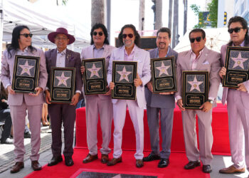 YA TIENEN ESTRELLA EN HOLLYWOOD Los Bukis en el Paseo de la Fama
