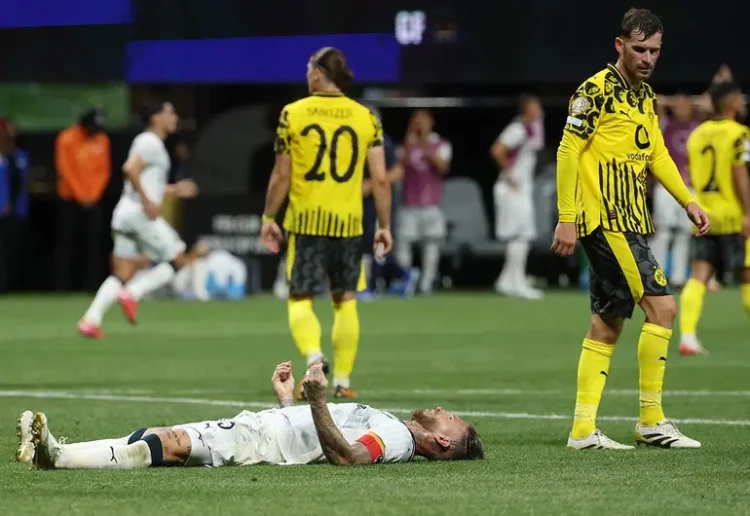 Prensa alemana elogia esfuerzo de Monterrey ante Borussia Dortmund