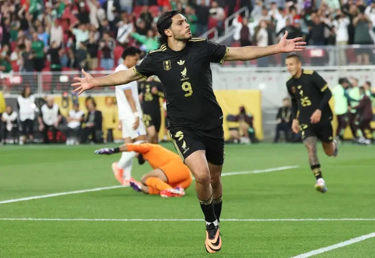México vence a Honduras y jugará la final de la Copa Oro contra Estados Unidos