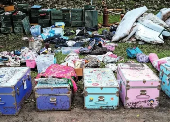 Texas supera el centenar de muertos tras inundaciones; continúa la búsqueda de desaparecidos