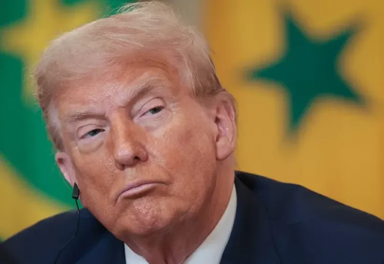 Trump anuncia aranceles del 50% a Brasil por caso Bolsonaro