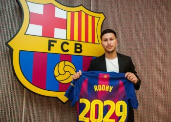 Barcelona suma a una nueva promesa para reforzar su ataque