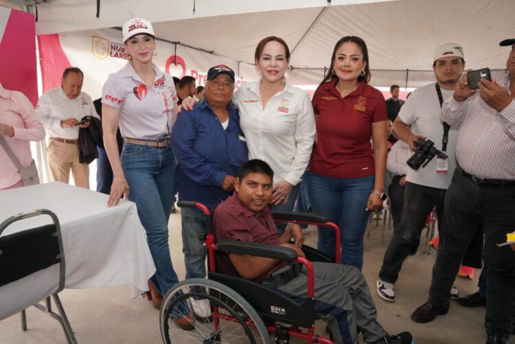 CON PRESIDENCIA CERQUITA DE TI Llevan beneficios a familias vulnerables de Las Torres