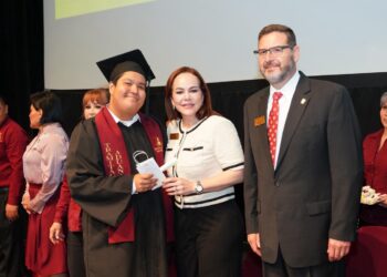 GENERACIÓN 2022–2025 Egresan 239 alumnos de prepa municipal Elena Poniatowska