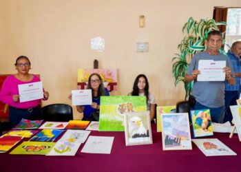 Impulsan bazar del arte del DIF