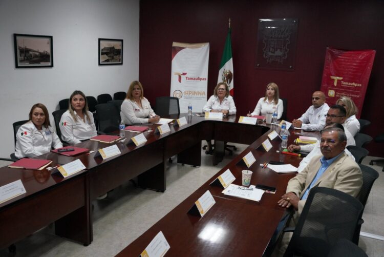 Capacitan a funcionarios para proteger infancia local