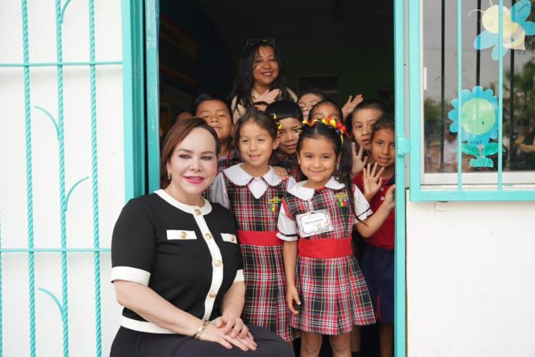 GOBIERNO MUNICIPAL Lanza Programa de Kit de Jardinería 2025