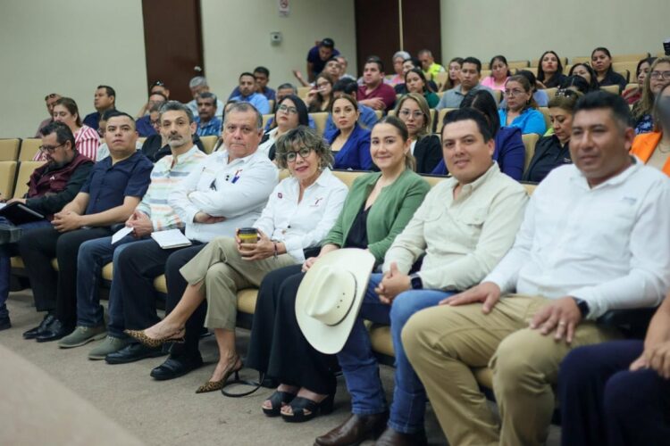 Capacita SEBIEN en salud mental y trabajo en equipo